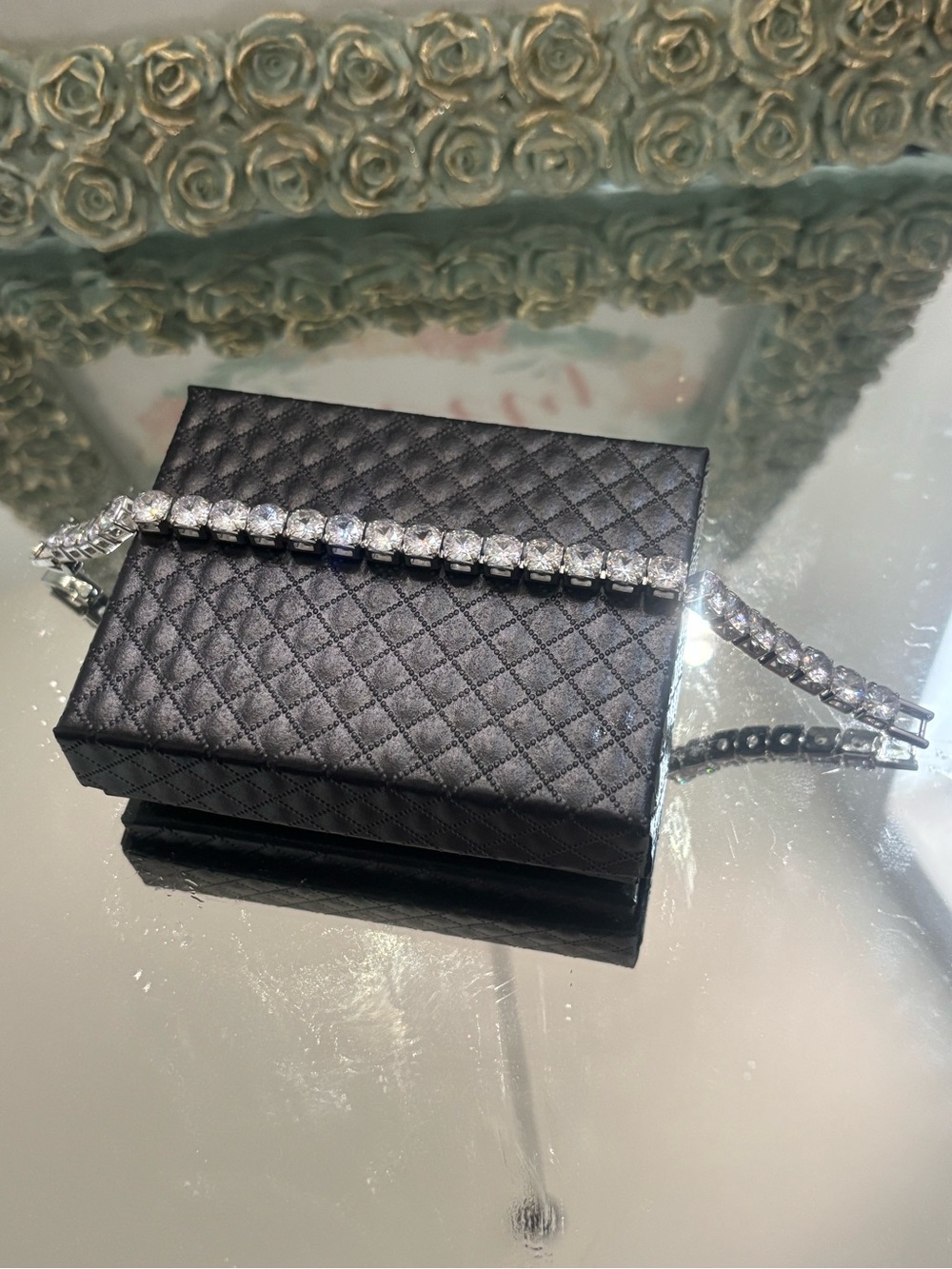 Tennis bracelet